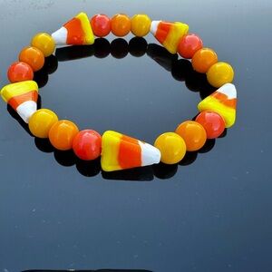 ⭐️halloween bracelet with candy corn
